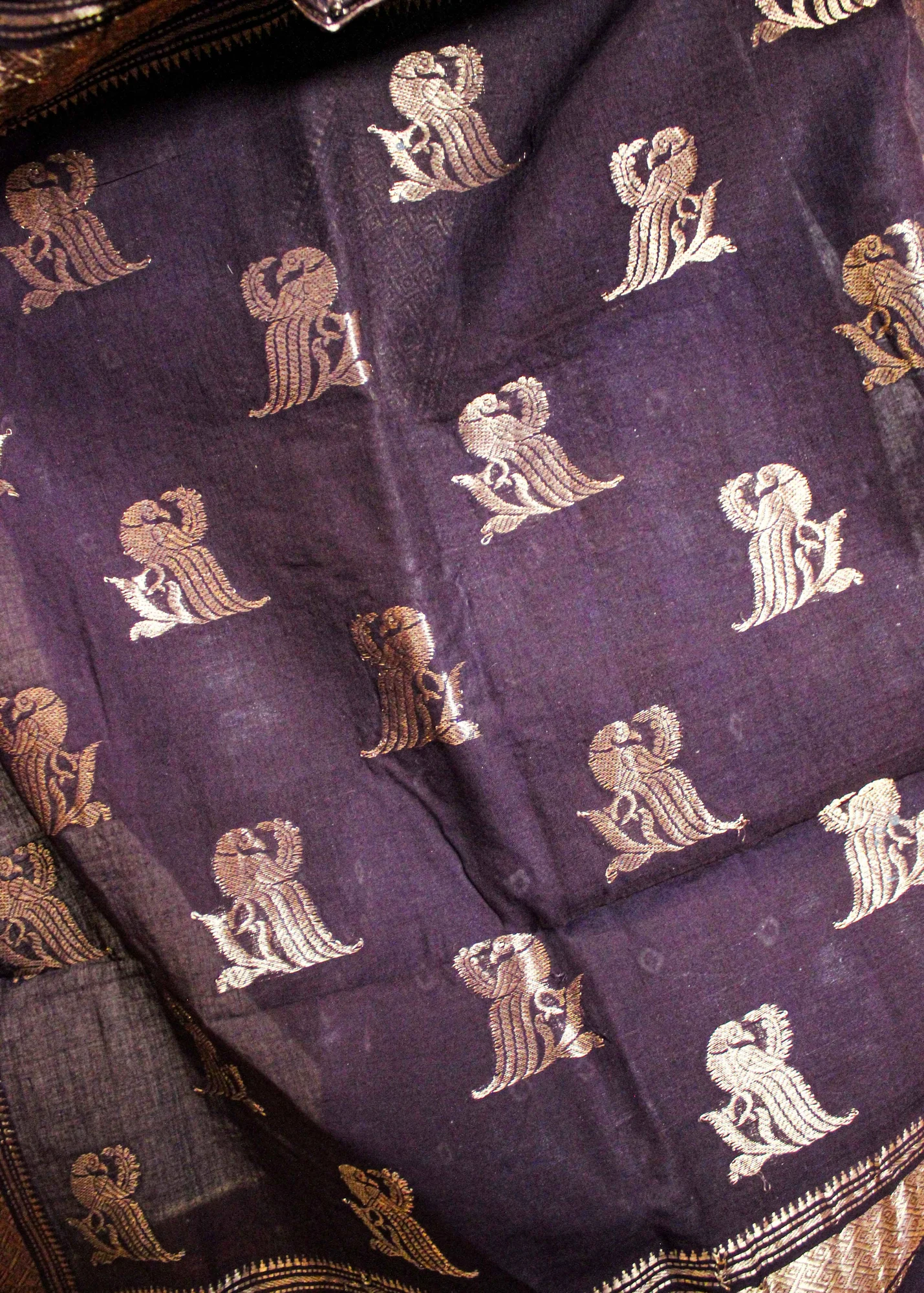 Kathiri Poo Brown Sungudi Saree with (Kili) Parrot Pallu - 5