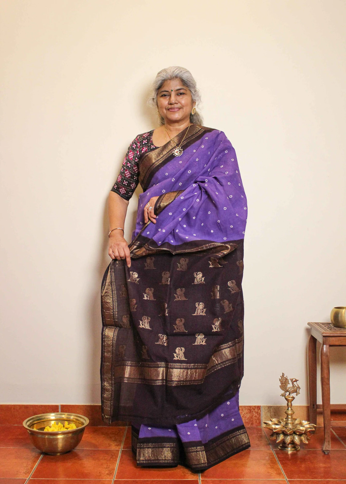 Kathiri Poo Brown Sungudi Saree with (Kili) Parrot Pallu - 3