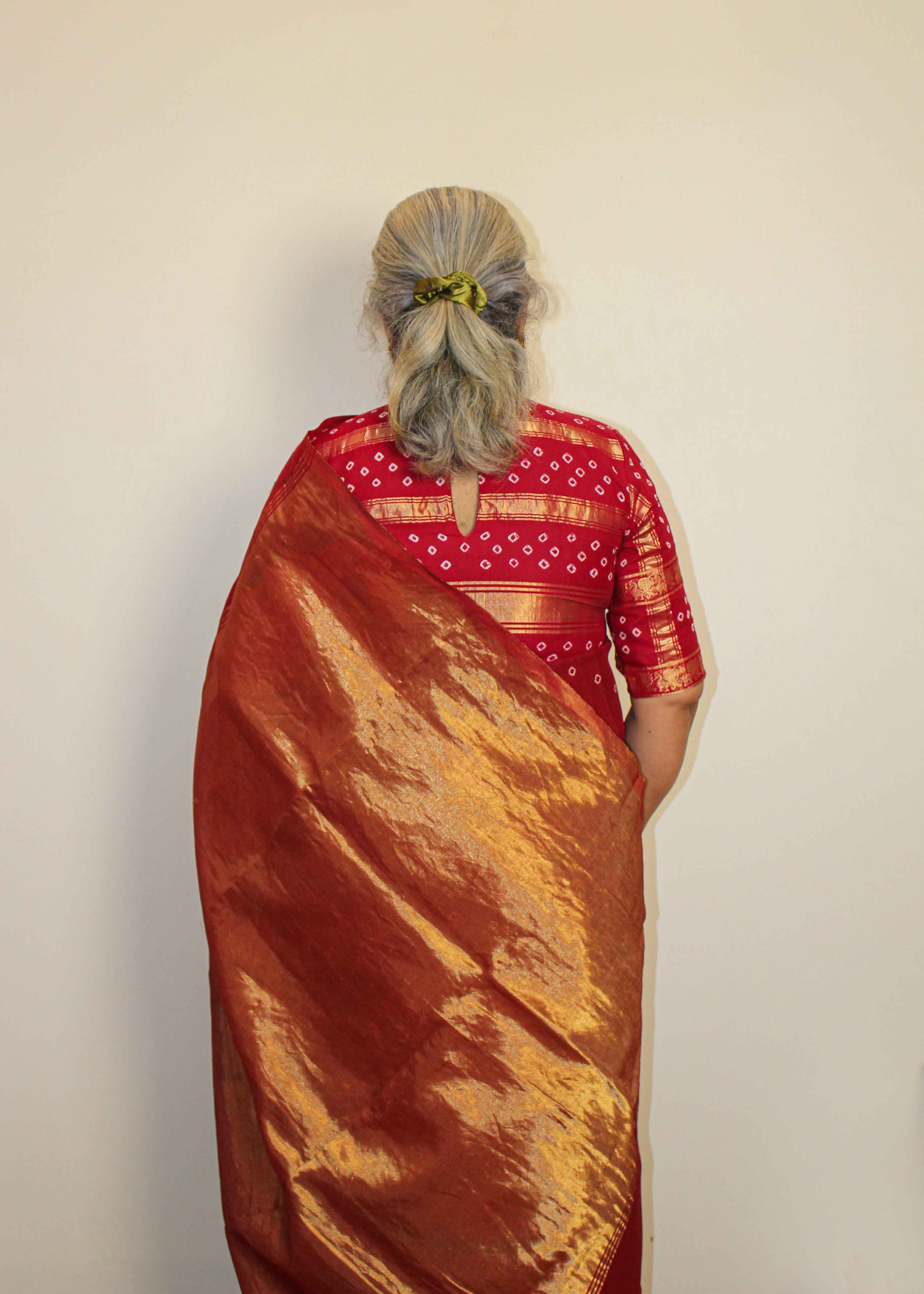 Madurai Arakku Red Sungudi Saree with Rich Tissue Pallu - 4
